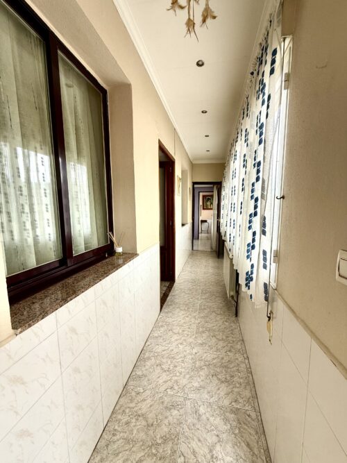 Chalet en Felguera, Langreo (Asturias) con 350 m² útiles, 2 baños, patios y sótano – solo 135.000 € negociables - Imagen 41