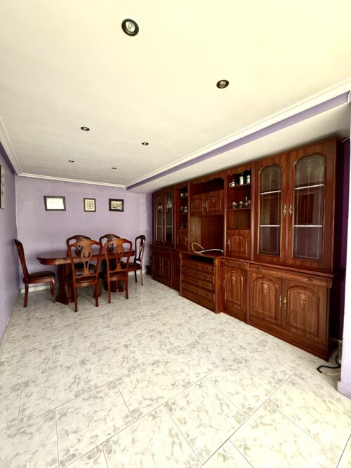 Chalet en Felguera, Langreo (Asturias) con 350 m² útiles, 2 baños, patios y sótano – solo 135.000 € negociables - Imagen 22