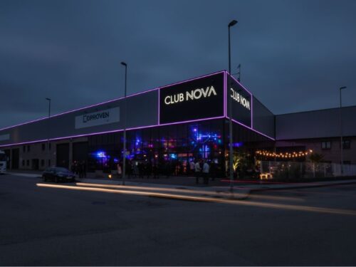 Inversión única en Gijón: nave de 500m² con restaurante en venta y potencial de discoteca libre de restricciones. - Imagen 41