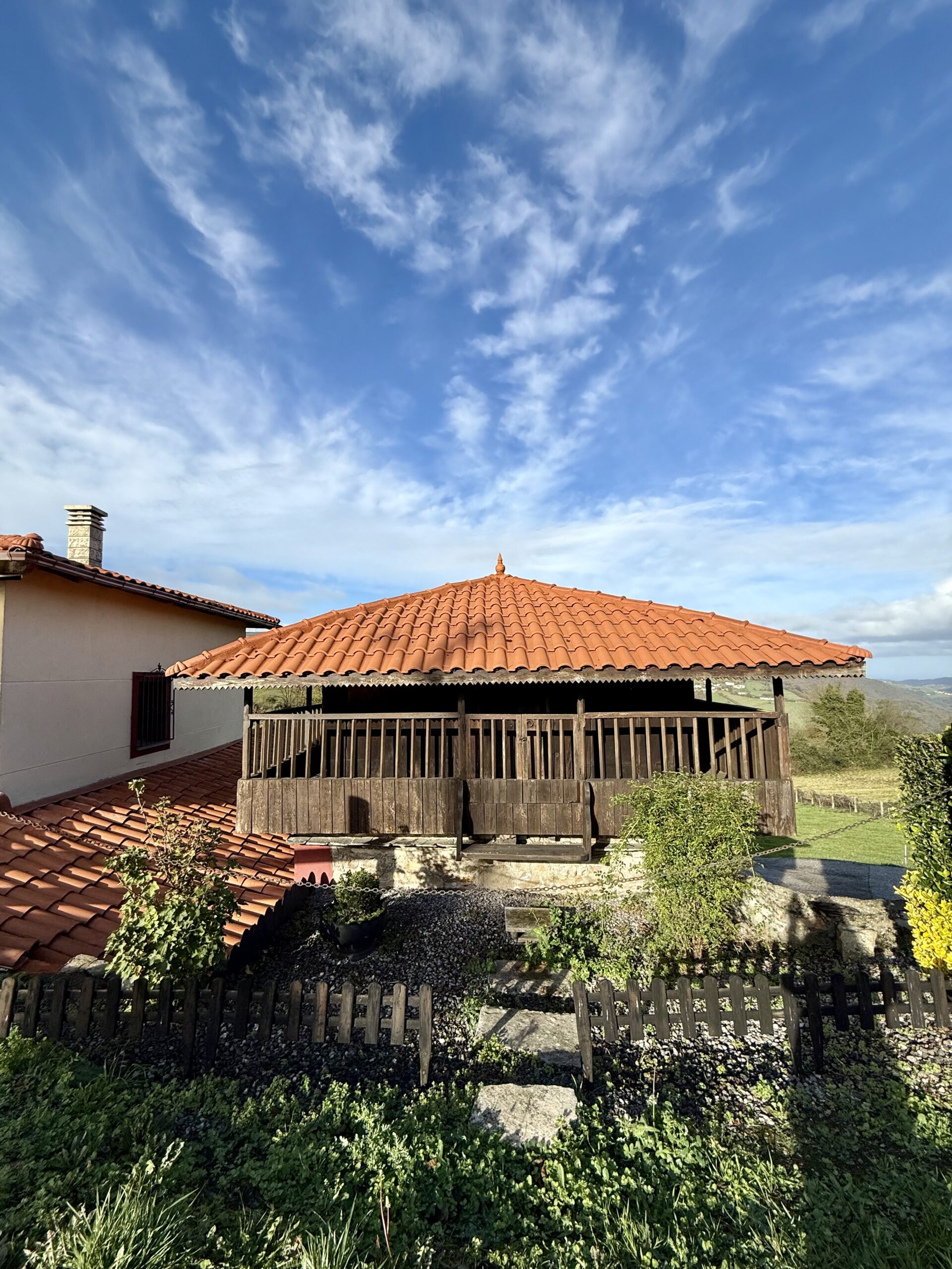 Casa rural asturiana con hórreo, finca y garaje – La Espina, Salas (Asturias) 75 Casa rural asturiana con hórreo, finca y garaje – La Espina, Salas (Asturias) - Imagen 75