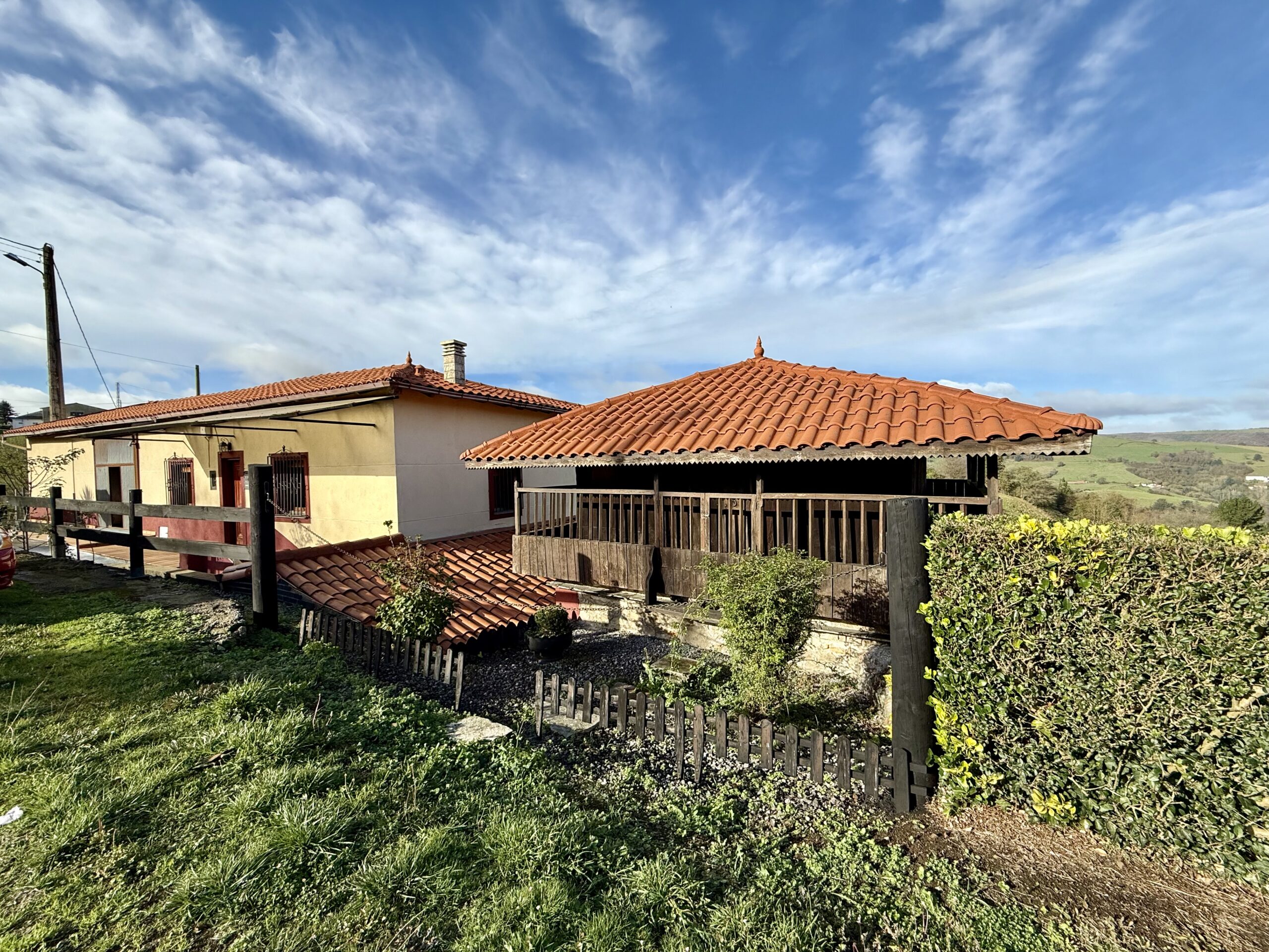 Casa rural asturiana con hórreo, finca y garaje – La Espina, Salas (Asturias) 74 Casa rural asturiana con hórreo, finca y garaje – La Espina, Salas (Asturias) - Imagen 74