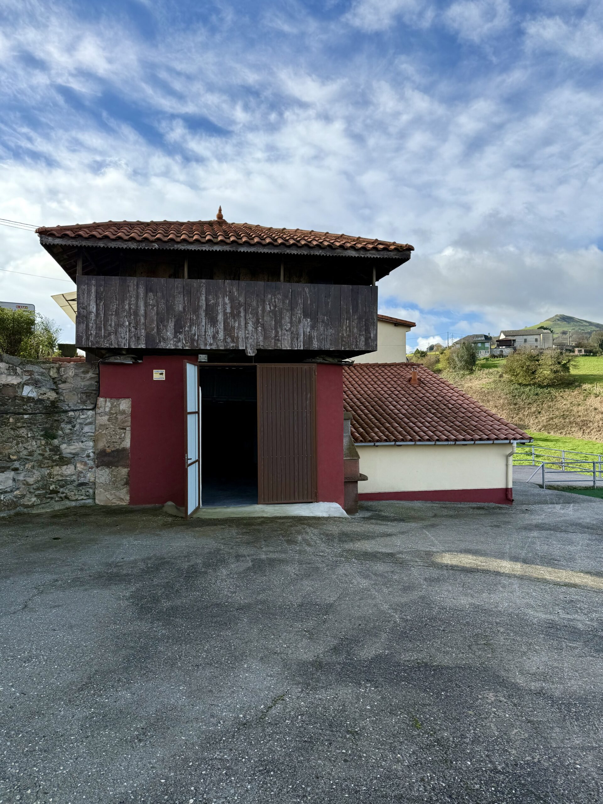Casa rural asturiana con hórreo, finca y garaje – La Espina, Salas (Asturias) 67 Casa rural asturiana con hórreo, finca y garaje – La Espina, Salas (Asturias) - Imagen 67