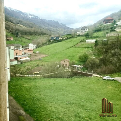 🚌 "La Coqueta Riosana" - piso grande en Riosa: Vistas y vermut al sol por 110.000€.