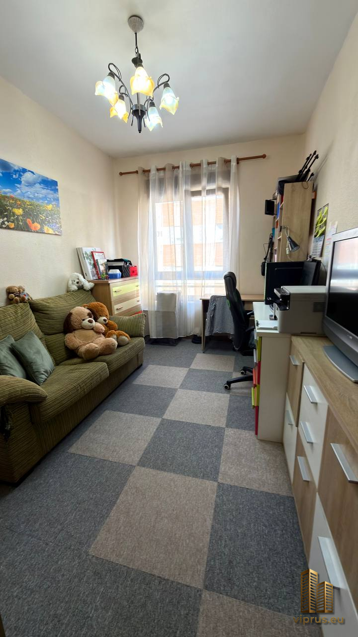 Piso en venta en El Llano, Gijón: 80 m², 3 hab., exterior — 135.000 € Piso en venta en El Llano, Gijón: 80 m², 3 hab., exterior — 135.000 € - Imagen 25
