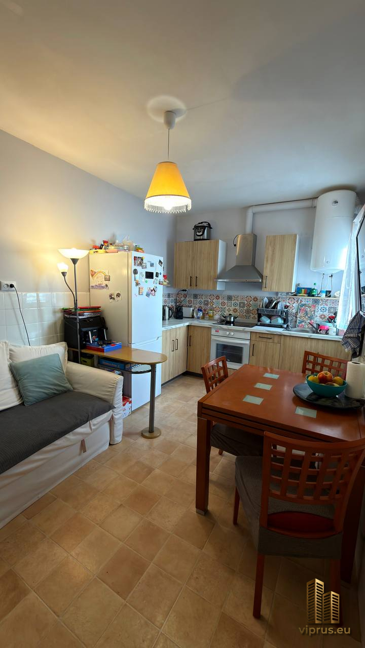 Piso en venta en El Llano, Gijón: 80 m², 3 hab., exterior — 135.000 € Piso en venta en El Llano, Gijón: 80 m², 3 hab., exterior — 135.000 € - Imagen 14