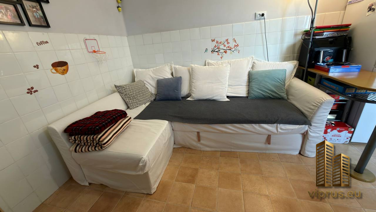 Piso en venta en El Llano, Gijón: 80 m², 3 hab., exterior — 135.000 € Piso en venta en El Llano, Gijón: 80 m², 3 hab., exterior — 135.000 € - Imagen 8